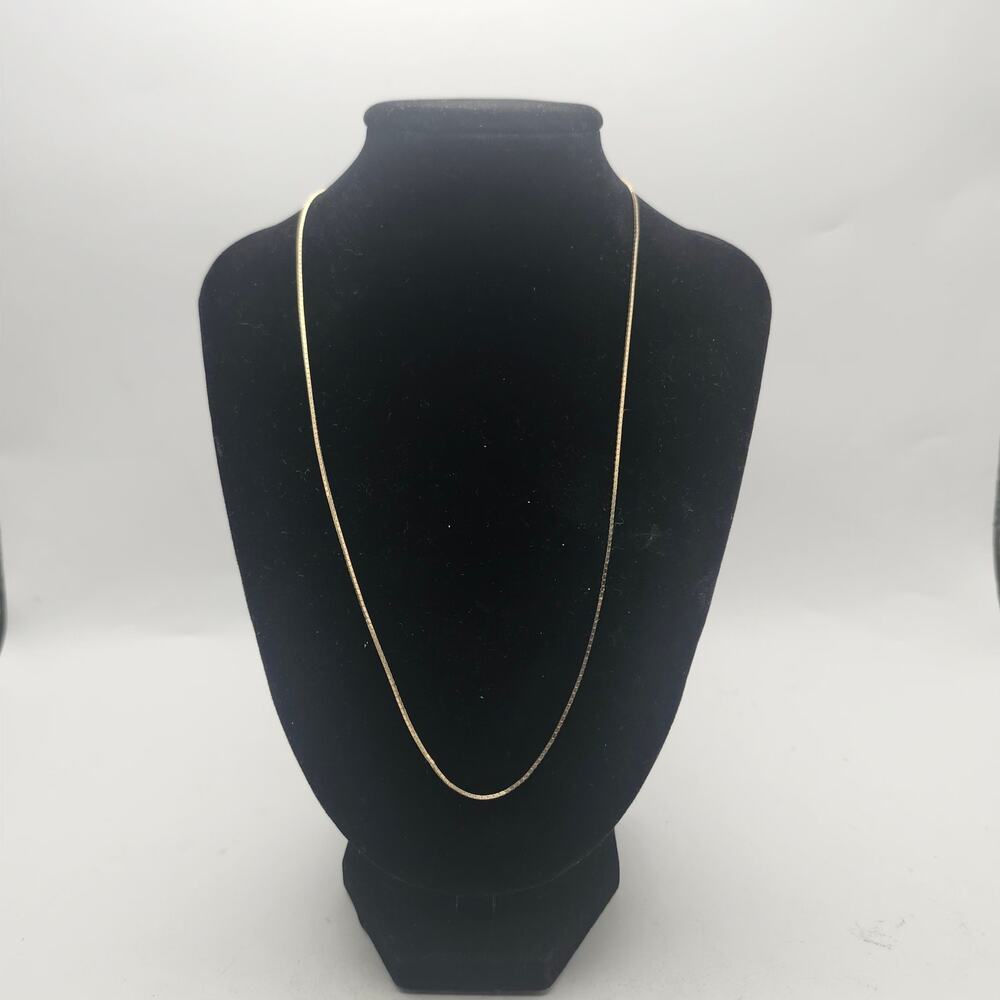 NC 14K Yellow Gold Box Chain Necklace 18 Inch 0.75mm Dainty 2.48g Spring Clasp